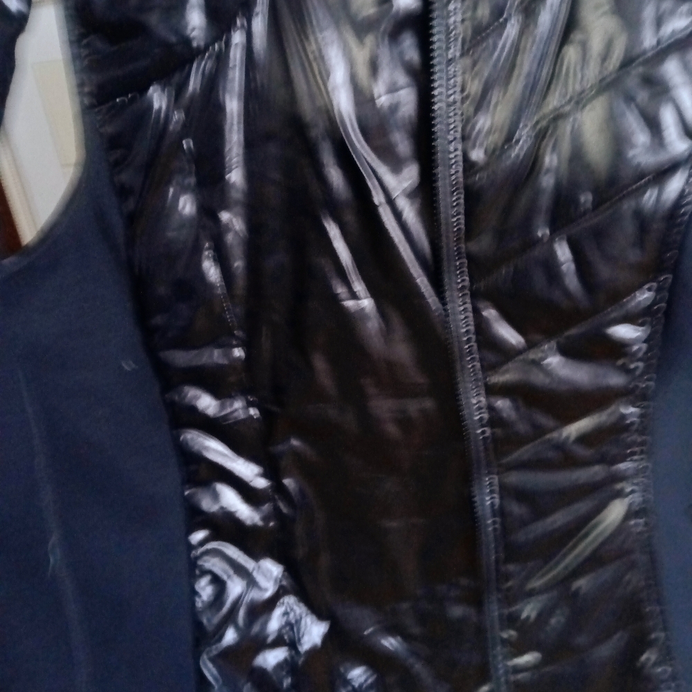 Jogging vest - Picture 7 of 7